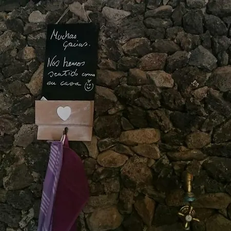 Casa La Moringa Bed & Breakfast 2*