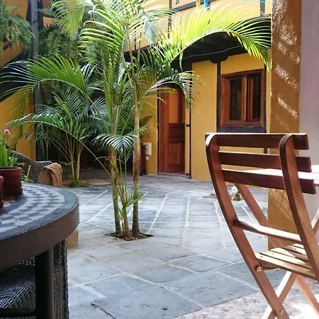 Casa La Moringa Frühstückspension 2*